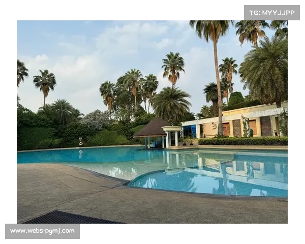 法国创新悬浮式泳池利用潮汐能减少自由泳训练阻力提升训练效果